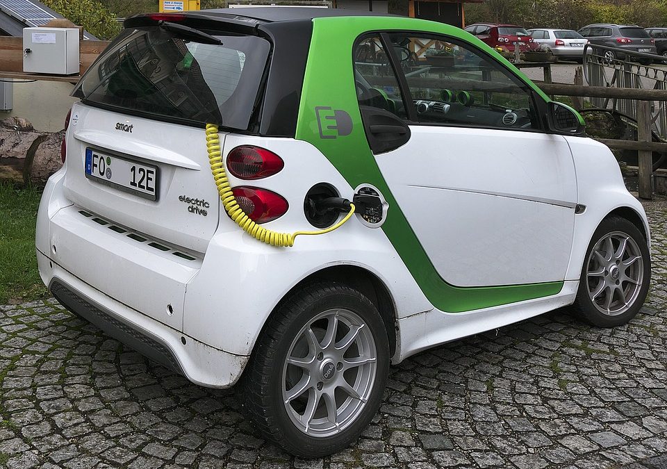 EV Registrations Continue to Increase with Record November Market Share